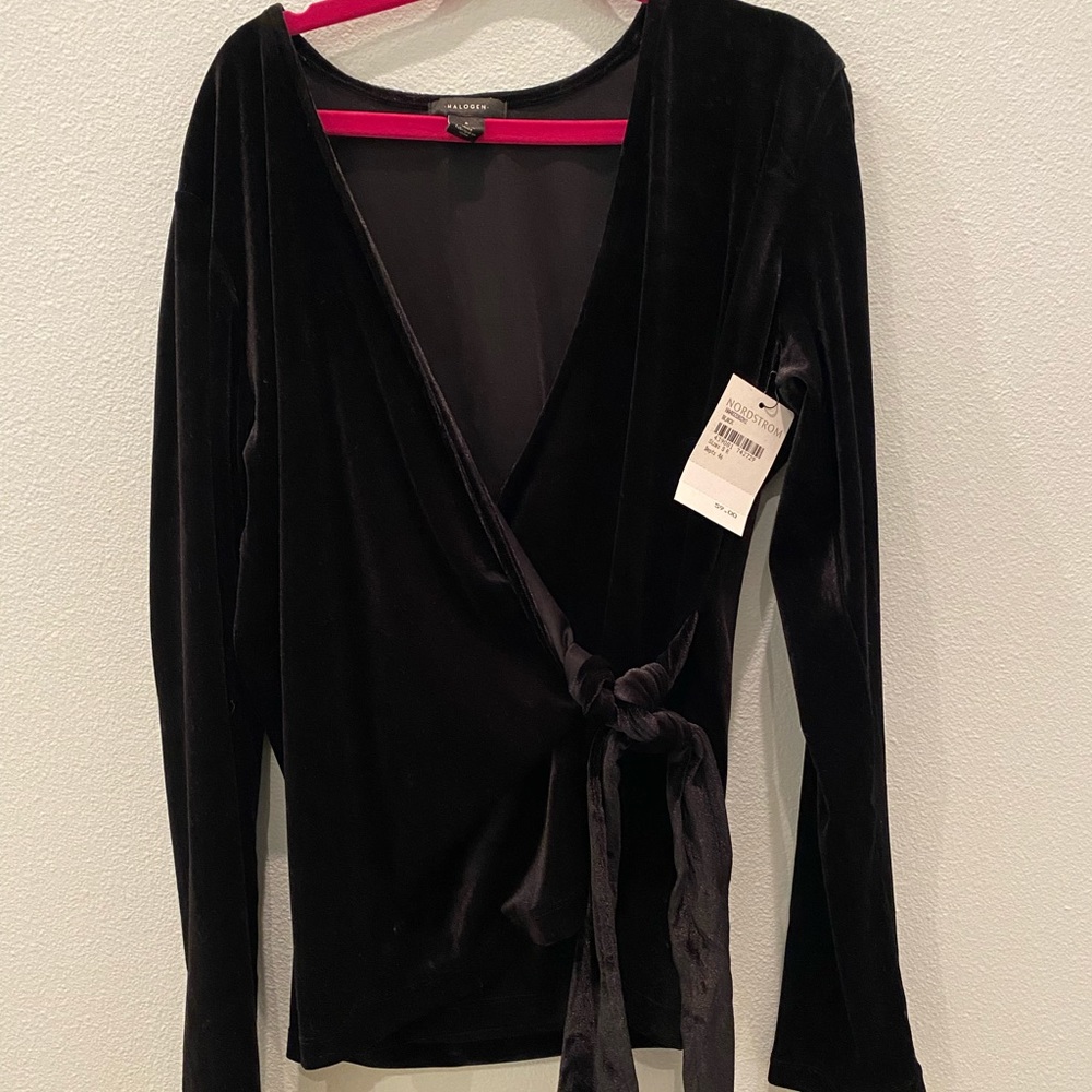 Halogen black, velvet wrap top. Size S